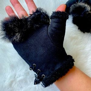 Fingerless Gloves
